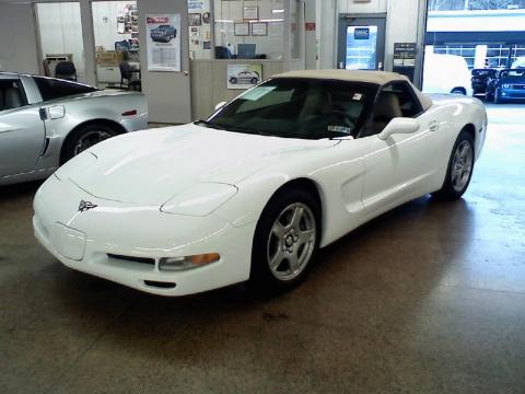 Arctic White Chevrolet Corvette Convertible.  Click to enlarge.
