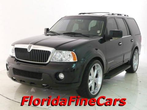 Black Lincoln Navigator Luxury.  Click to enlarge.