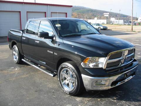 Brilliant Black Crystal Pearl Dodge Ram 1500 Big Horn Crew Cab.  Click to enlarge.