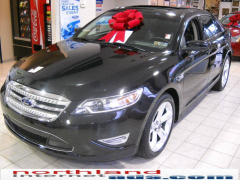 Tuxedo Black Metallic Ford Taurus SHO AWD.  Click to enlarge.