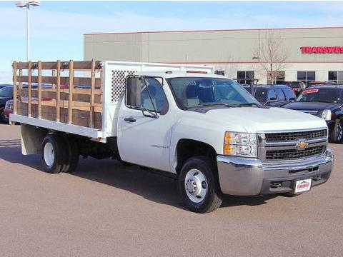Summit White Chevrolet Silverado 3500HD Regular Cab Chassis Stake Truck.  Click to enlarge.