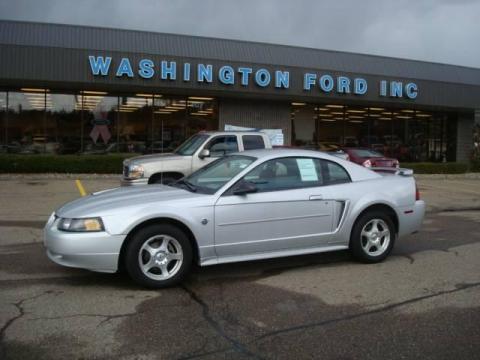 Silver Metallic Ford Mustang V6 Coupe. Click to enlarge. Silver Metallic Ford Mustang V6 Coupe. Click to enlarge.