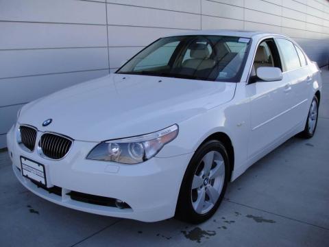 Alpine White BMW 5 Series 530xi Sedan.  Click to enlarge.