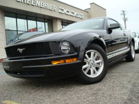 Black Ford Mustang V6 Deluxe Coupe.  Click to enlarge.