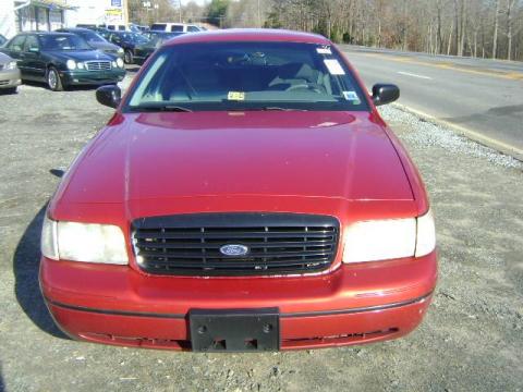 Toreador Red Metallic 2000 Ford Crown Victoria Police Interceptor with Light 