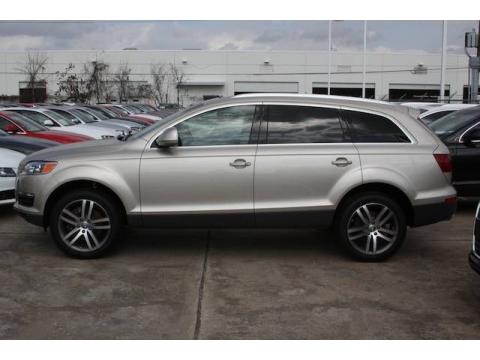 Bahia Beige Metallic 2009 Audi Q7 3.6 Prestige quattro with Limestone Grey 