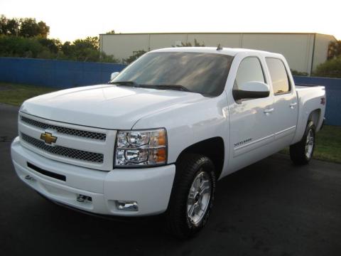 Summit White Chevrolet Silverado 1500 LT Crew Cab 4x4.  Click to enlarge.