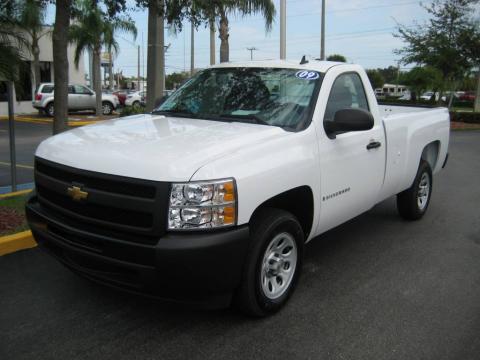 Summit White Chevrolet Silverado 1500 Regular Cab.  Click to enlarge.