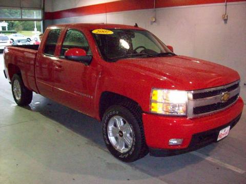 Victory Red Chevrolet Silverado 1500 LTZ Extended Cab 4x4.  Click to enlarge.
