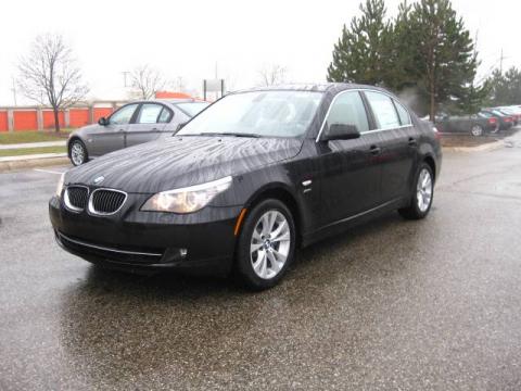 Black Sapphire Metallic BMW 5 Series 535i xDrive Sedan.  Click to enlarge.