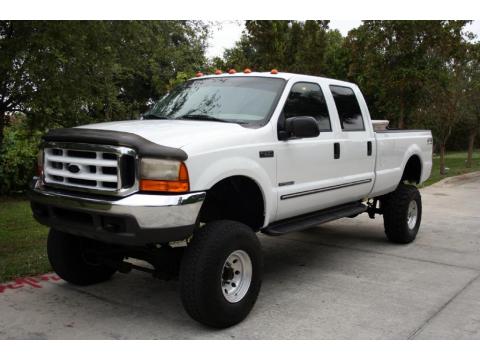 Oxford White Ford F350 Super Duty XLT Crew Cab 4x4.  Click to enlarge.