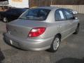 2002 Rio Sedan #5