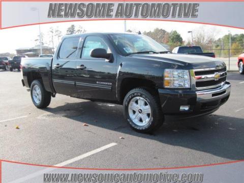 Black Chevrolet Silverado 1500 LT Crew Cab 4x4.  Click to enlarge.