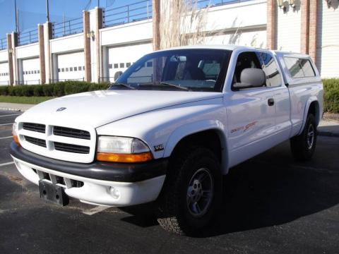 Dodge Dakota Sport 1998. Bright White 1998 Dodge Dakota