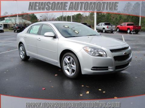 Silver Ice Metallic Chevrolet Malibu LT Sedan.  Click to enlarge.