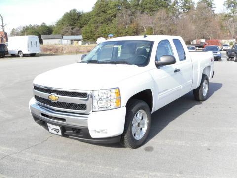 Summit White Chevrolet Silverado 1500 LT Extended Cab.  Click to enlarge.