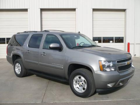 Greystone Metallic Chevrolet Suburban LT 4x4.  Click to enlarge.