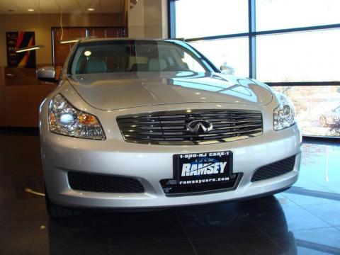 Liquid Platinum Infiniti G 37 x Sedan.  Click to enlarge.
