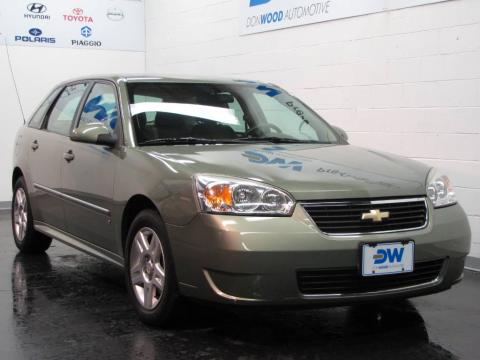 Silver Green Metallic Chevrolet Malibu Maxx LT Wagon.  Click to enlarge.