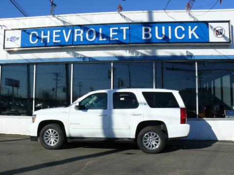 Summit White Chevrolet Tahoe Hybrid 4x4.  Click to enlarge.