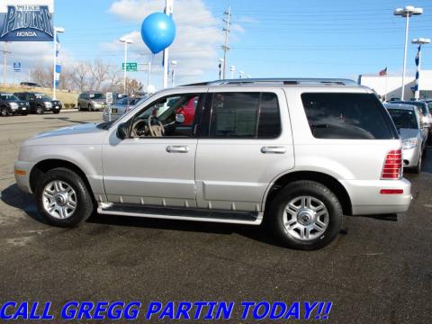 Silver Birch Metallic Mercury Mountaineer V8 Premier AWD.  Click to enlarge.