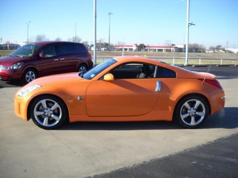 Solar Orange Pearl Nissan 350Z Enthusiast Coupe.  Click to enlarge.