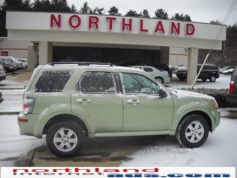 Kiwi Green Metallic Mercury Mariner V6 4WD.  Click to enlarge.
