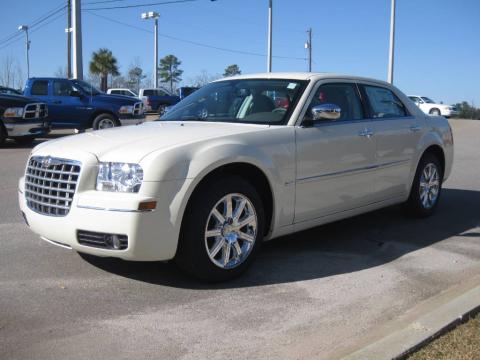 Cool Vanilla White Chrysler 300 Touring.  Click to enlarge.