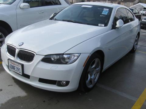 Alpine White BMW 3 Series 328i Coupe.  Click to enlarge.