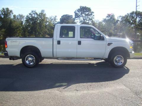 Oxford White Ford F250 Super Duty XLT Crew Cab 4x4.  Click to enlarge.