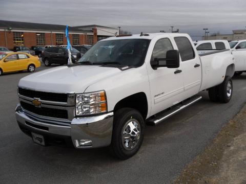 Summit White Chevrolet Silverado 3500HD LT Crew Cab 4x4 Dually.  Click to enlarge.