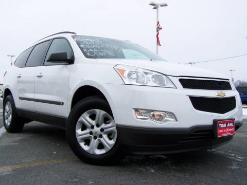 Summit White Chevrolet Traverse LS AWD.  Click to enlarge.