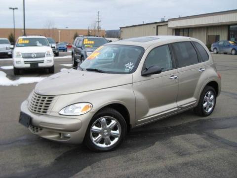 Light Almond Pearl Chrysler PT Cruiser Limited.  Click to enlarge.