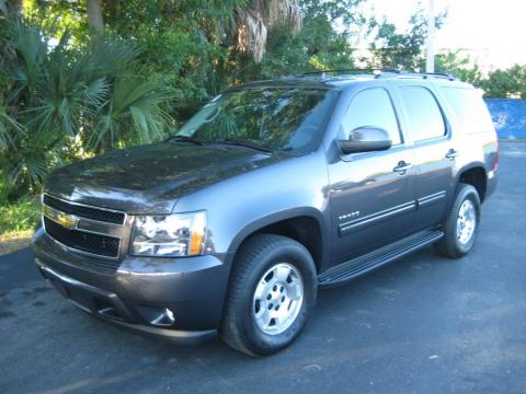 Taupe Gray Metallic Chevrolet Tahoe LT.  Click to enlarge.
