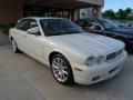 2009 XJ XJ8 #1