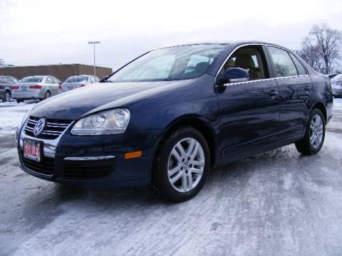 Shadow Blue Volkswagen Jetta 2.5 Sedan.  Click to enlarge.