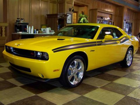 Detonator Yellow Dodge Challenger R/T Classic.  Click to enlarge.