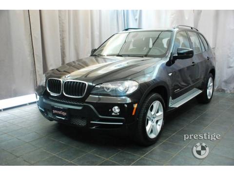 Black Sapphire Metallic BMW X5 xDrive30i.  Click to enlarge.