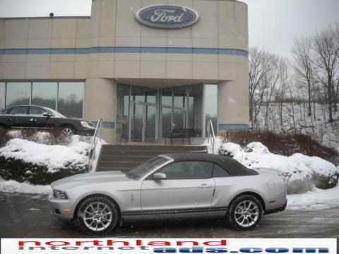 Brilliant Silver Metallic Ford Mustang V6 Premium Convertible. Click to enlarge. Brilliant Silver Metallic Ford Mustang V6 Premium Convertible. Click to enlarge.