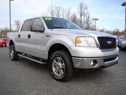Silver Metallic Ford F150 XLT SuperCrew 4x4.  Click to enlarge.