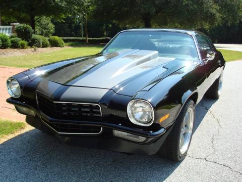 Black Chevrolet Camaro Coupe.  Click to enlarge.