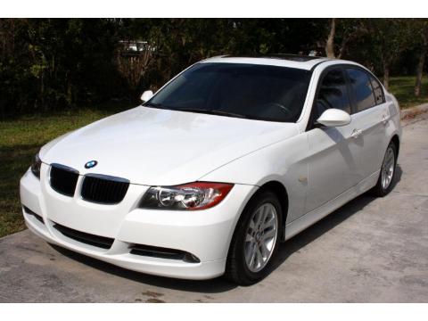 Alpine White BMW 3 Series 325i Sedan.  Click to enlarge.