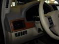 2010 QX 56 #17