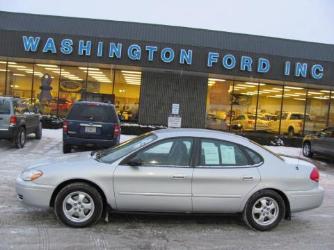 Silver Frost Metallic Ford Taurus SE. Click to enlarge. Silver Frost Metallic Ford Taurus SE. Click to enlarge.