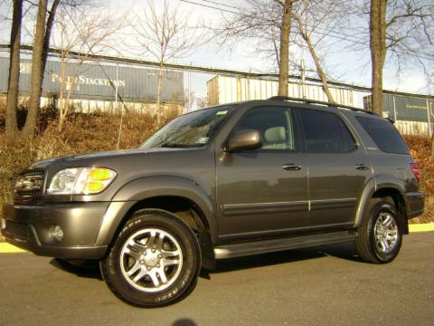 Phantom Gray Pearl Toyota Sequoia Limited 4WD.  Click to enlarge.