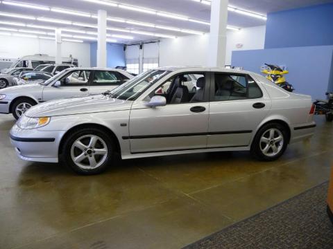 Silver Metallic Saab 9-5 Arc Sedan.  Click to enlarge.