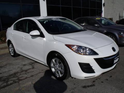 Crystal White Pearl Mica Mazda MAZDA3 i Touring 4 Door.  Click to enlarge.