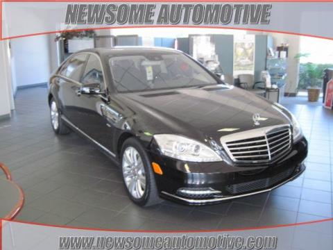 Black Mercedes-Benz S 400 Hybrid Sedan.  Click to enlarge.