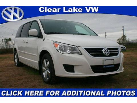 Calla Lilly White Volkswagen Routan SE.  Click to enlarge.