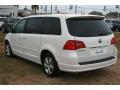 2010 Routan SE #2